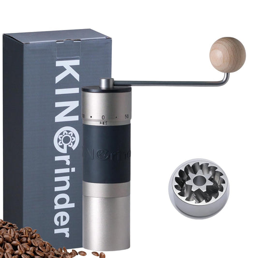 Molinillo manual KINGrinder K6 plateado junto a su caja y su muela heptagonal de acero